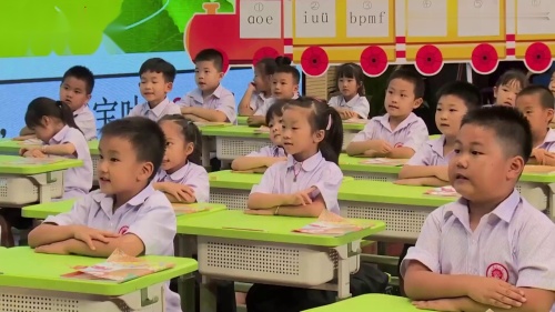 《g k h》部编版语文一上新课标示