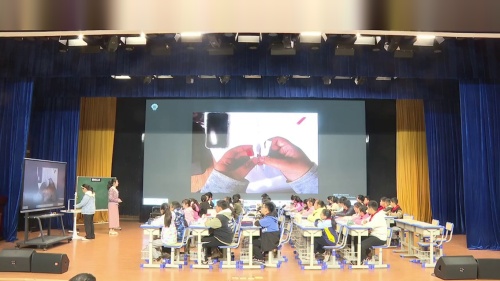 《确定位置（一）》人教版五上数学聚焦深度学习 提升数学核心素养名师工作室2025研讨课视频