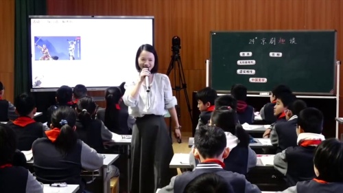 《夏天里的成长》2025部编版六上语文“好课我来上’展示课视频