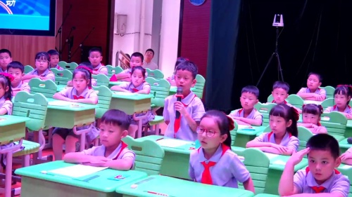 《轴对称（一）》北师大版二上数学2024年曲江区小学数学教师课堂教学技能大赛课视频