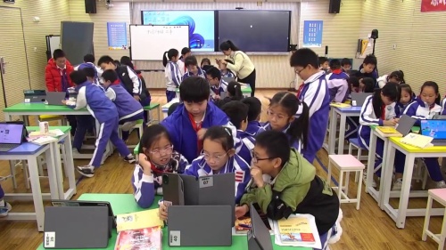 《中国神话传说》部编版四上语文名师观摩课视频-,吴琳