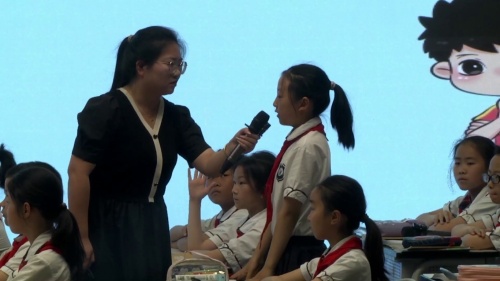 《观察物体》北师大版四下数学教师课堂教学展示联合教研观摩活动课视频