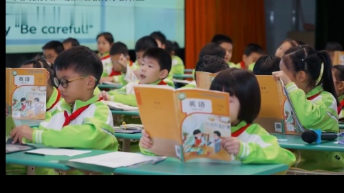 《Unit1 Making friends Lesson 2 》2025新人教三上英语优质课视频