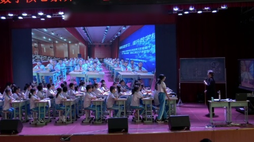 《确定位置》人教版五上数学特级教师工作室专场展示课视频