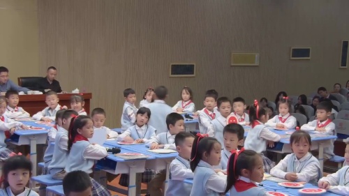 《我们这样过中秋、中秋节，团圆夜》