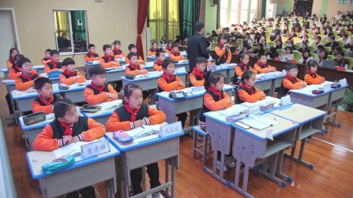 《太空生活趣事多》部编版二下2025