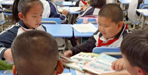 《Unit 2 B Let s talk》人教版四