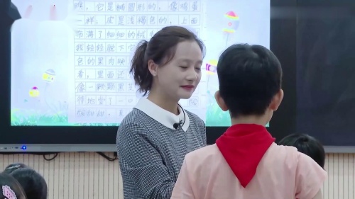 《习作例文,我家的小狗、我爱故乡的杨梅》部编版语文三上新课标示范课视频