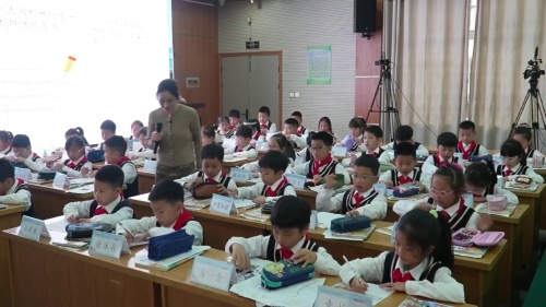 《赠刘景文》部编版三上语文2024年秋古诗文拓展阅读现场比赛一等奖视频