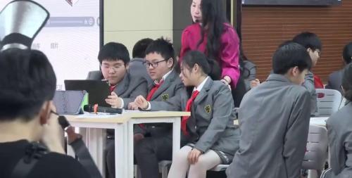 《各美其美——红色皖东 校园美术作品展》人教版七年级美术“教研江淮行皖美课堂”2025研讨课视频