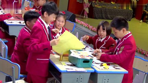 《我的书包 》人教版五年级美术展