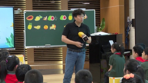 《欢腾的那达慕》人教版四上音乐20