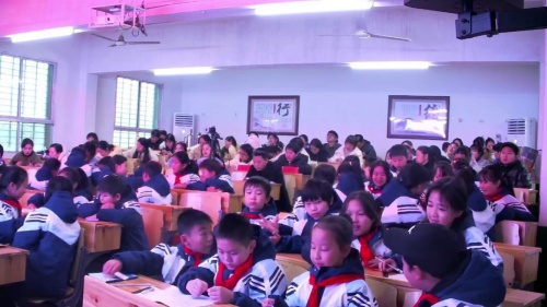 《分数的意义》人教版五下数学2023—2024 学年度下期小学数学课例展示课视频