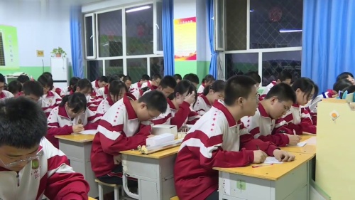 《生活中的圆周运动》人教版高中物理必修二2024新课标新教材课堂实录视频