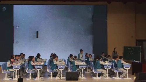 《开国大典-观开国盛典习点面结合