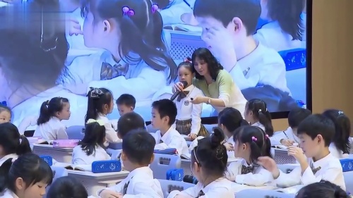 《雪地里的小画家》部编版一上语文展示课视频