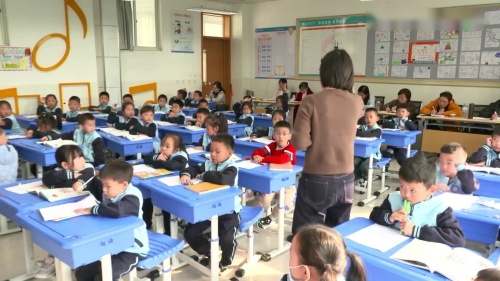 《升国旗》部编版一上语文2025优质