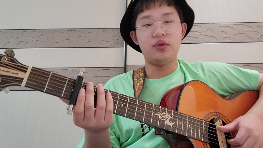 刘嘉卓吉他高阶技巧教学：泛音/点弦/Slam全解析