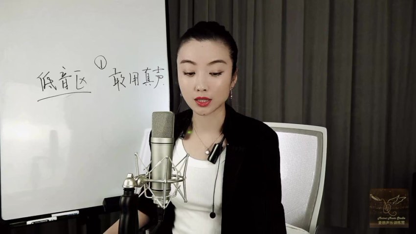 麦穗科学发声训练：解决20种歌唱难题的进阶课